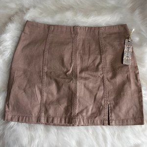 NWT Women's Skirt